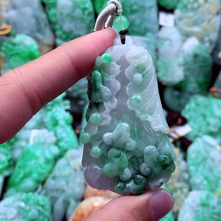 翡翠吊坠(不含链)未镶嵌
