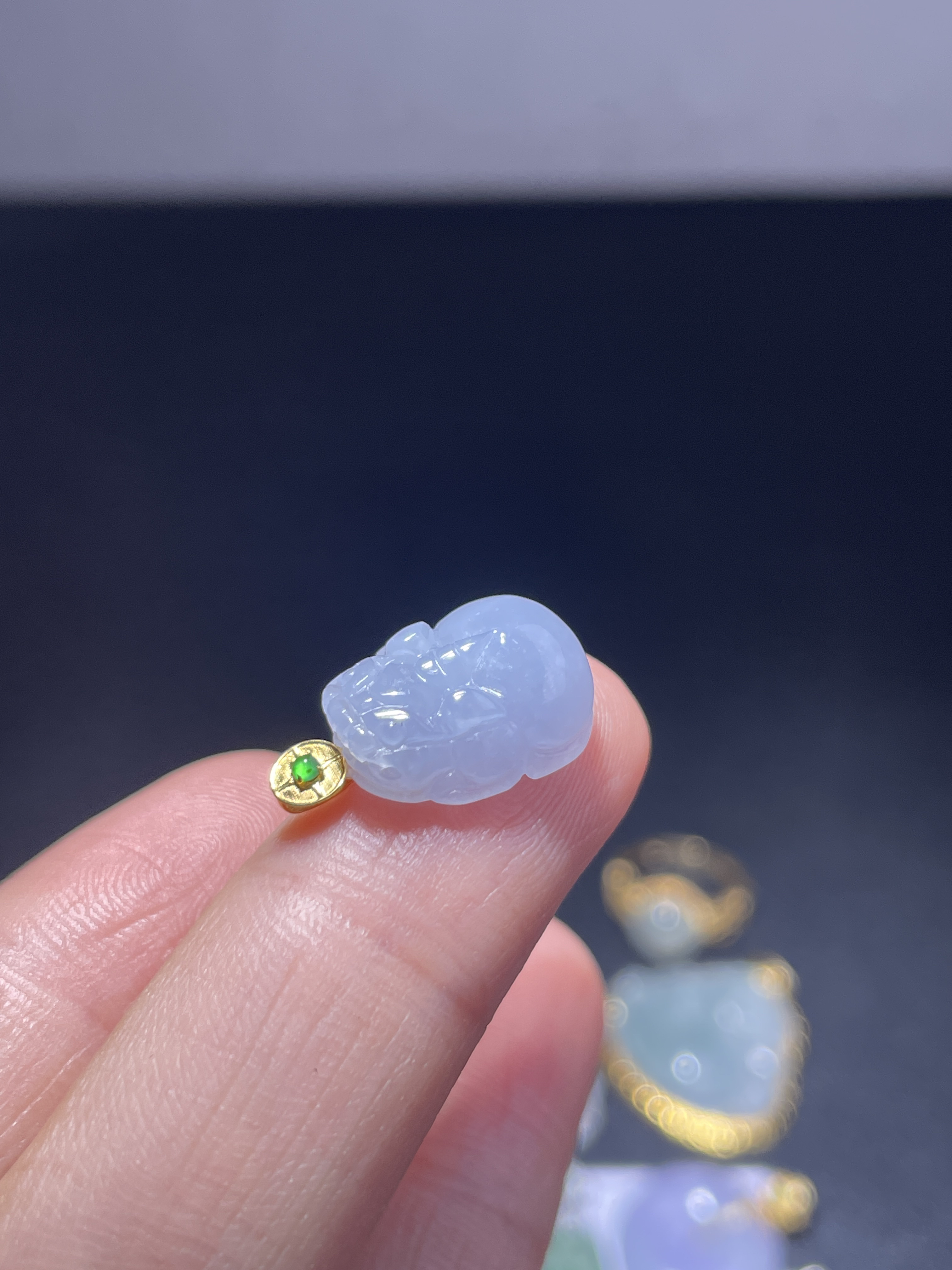 18k金天然a货翡翠吊坠紫貔貅尺寸18×11.3×5.9