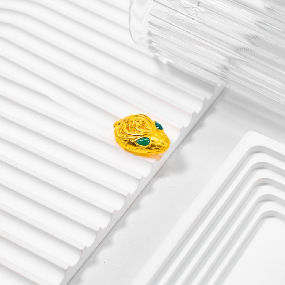 吊坠足银 珐琅彩蛇头吊坠约11g