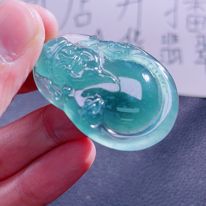 翡翠颈饰未镶嵌999999999