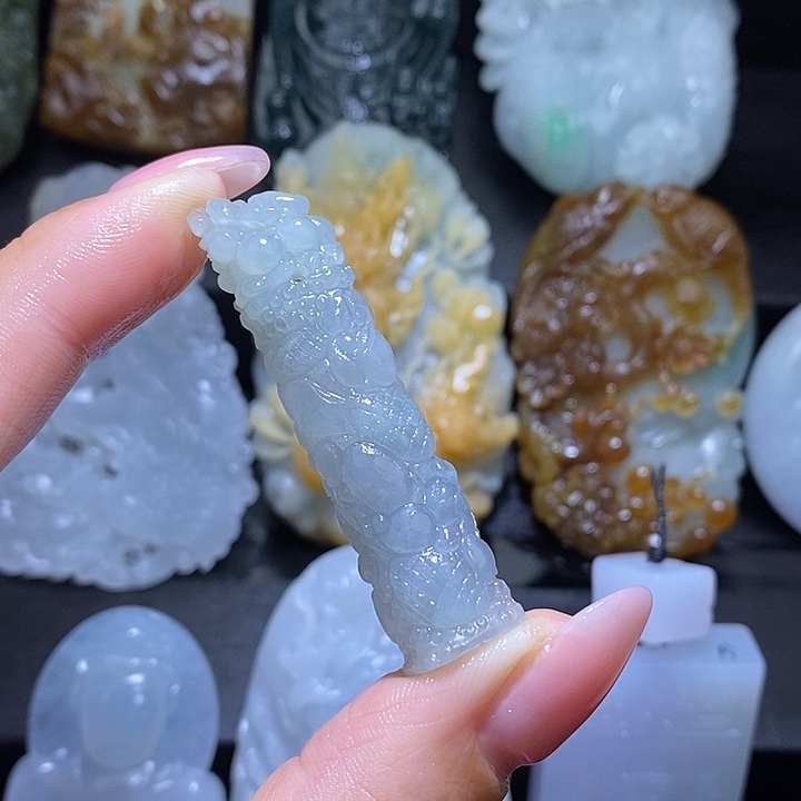 定制翡翠未镶嵌翡翠