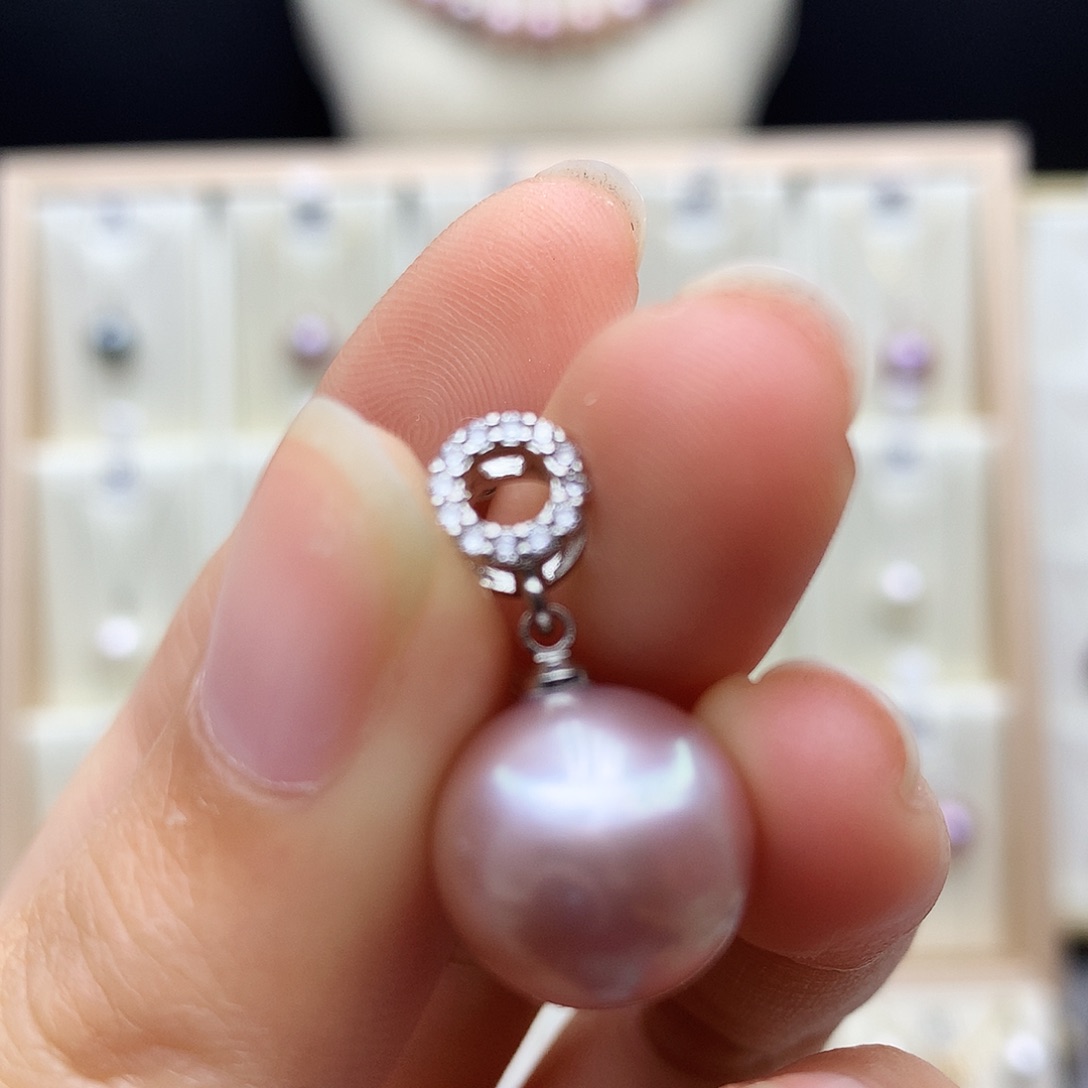 淡水珍珠颈饰合金