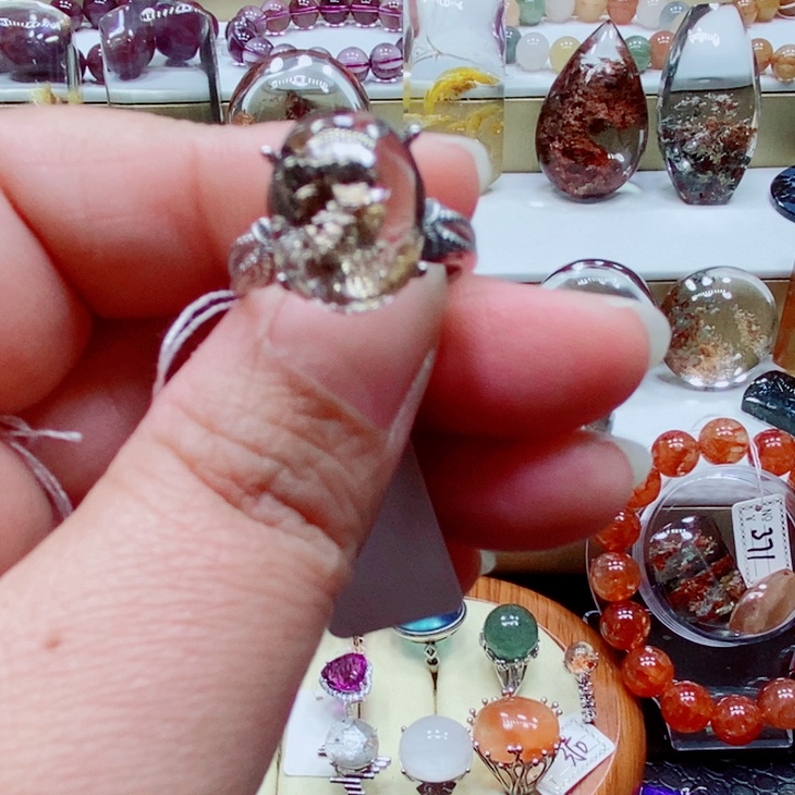 水晶颈饰未镶嵌月*水晶