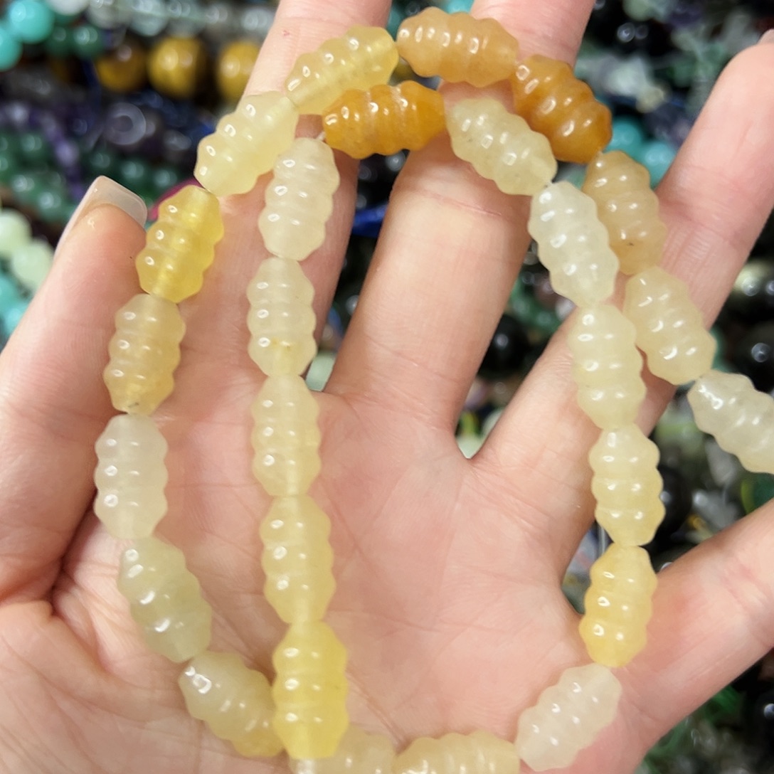 玛瑙/玉髓未镶嵌珠宝半成品，金丝玉云朵珠一条