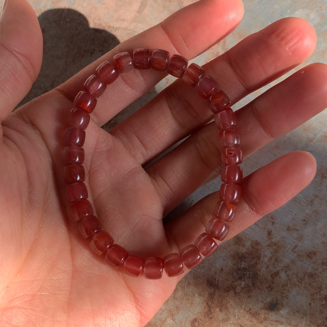 南红玛瑙挂件未镶嵌佚*