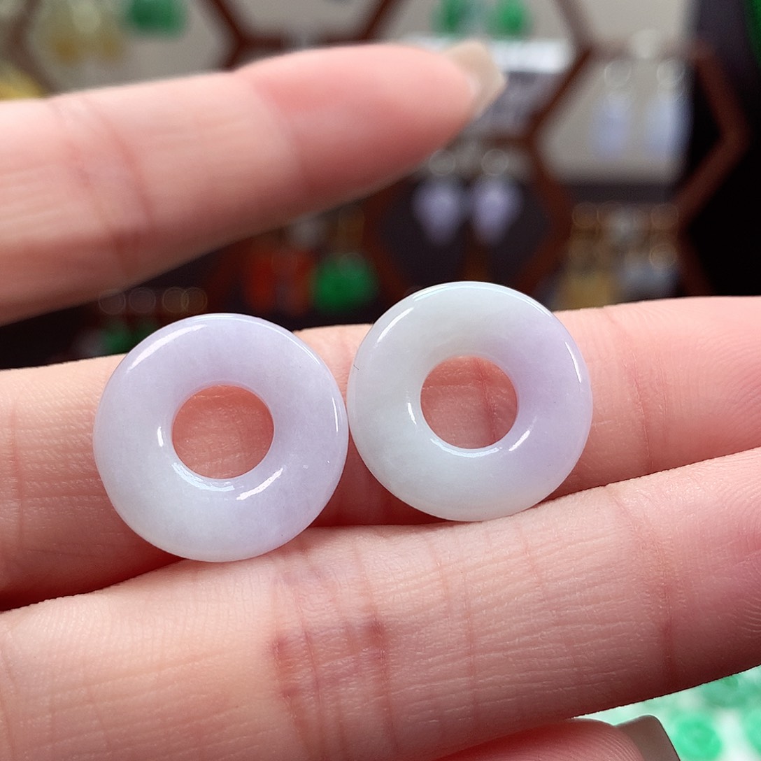 翡翠耳饰未镶嵌天然翡翠