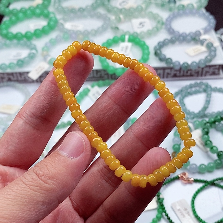 翡翠手链未镶嵌卡5+
