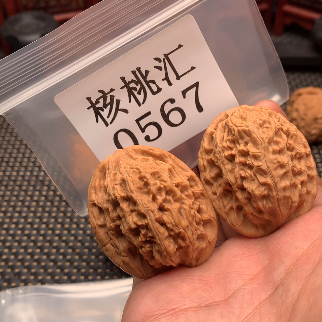 文玩核桃吊坠除****我鸭蛋38