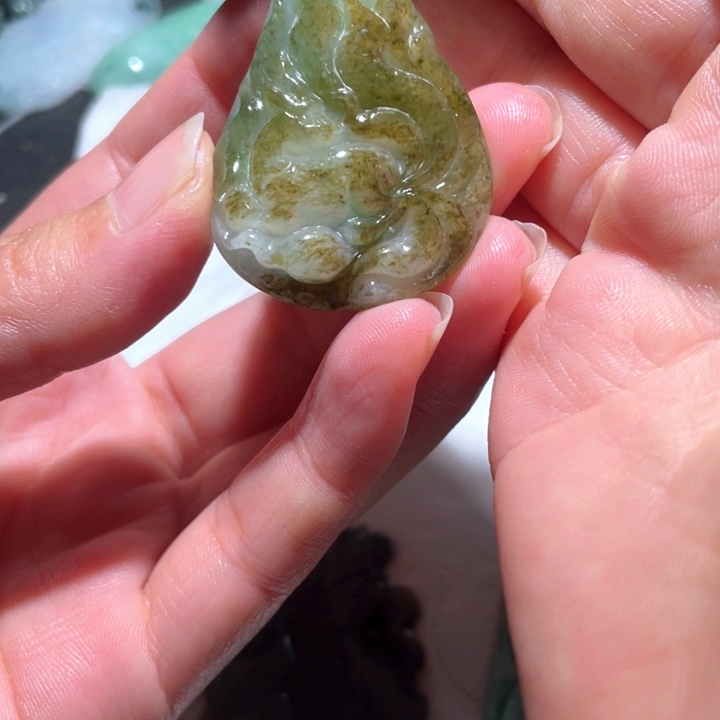 【闪购商品】翡翠颈饰未镶嵌天然翡翠