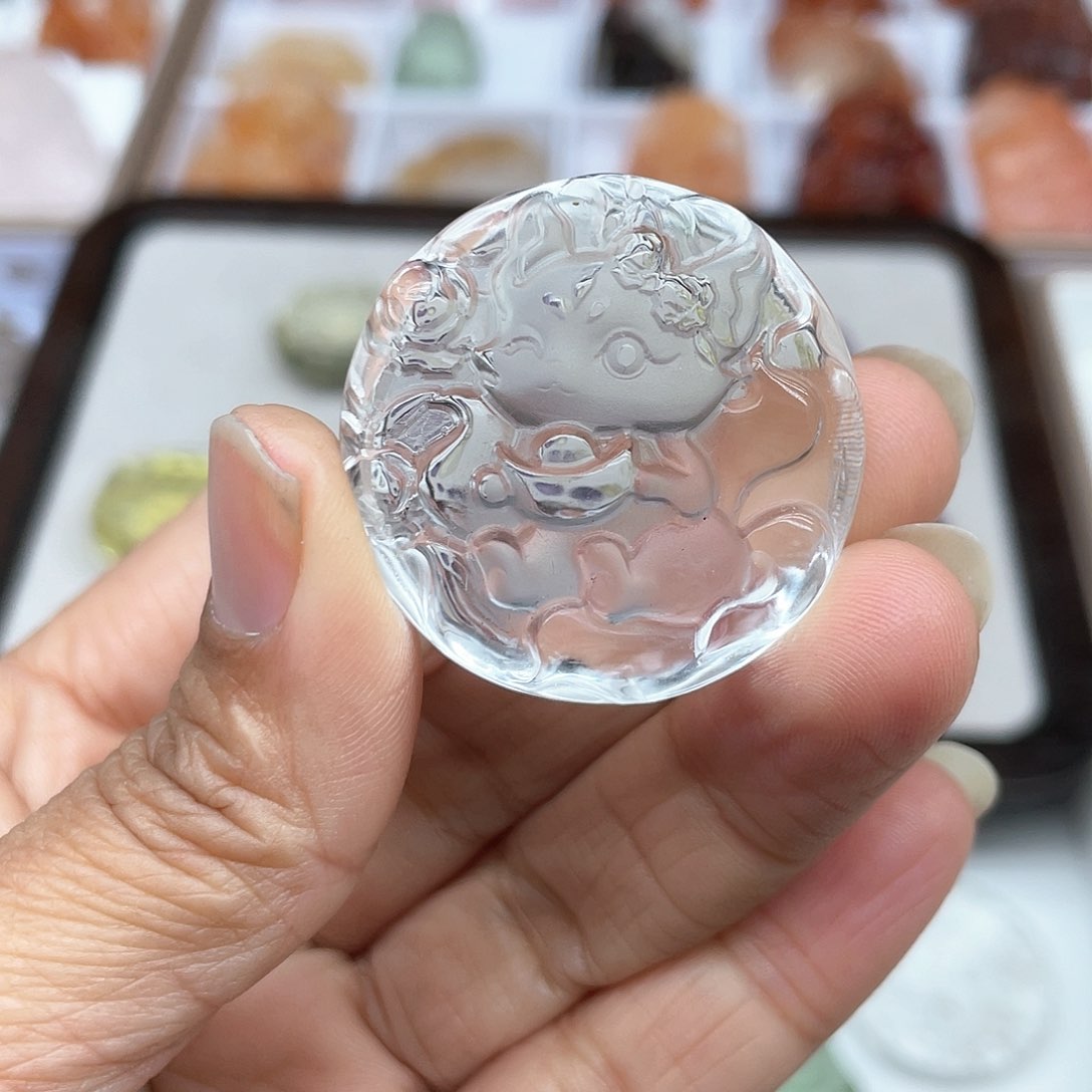 水晶吊坠(不含链)未镶嵌岁*?