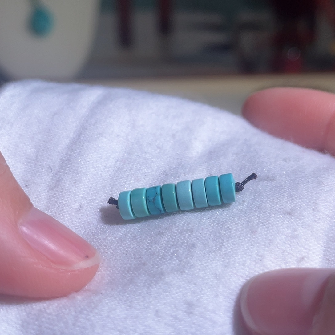 绿松石配饰未镶嵌