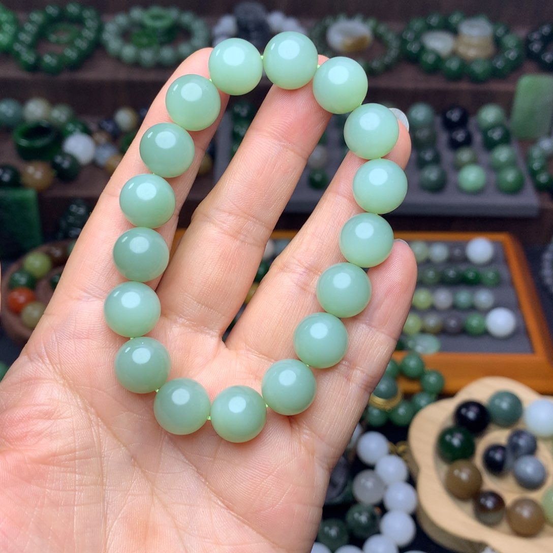 和田玉手串未镶嵌