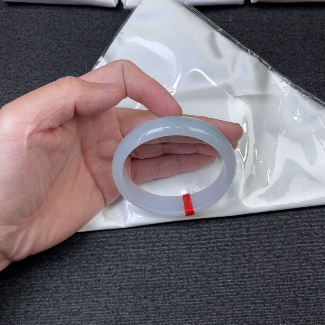 翡翠手镯未镶嵌55.7贵妃