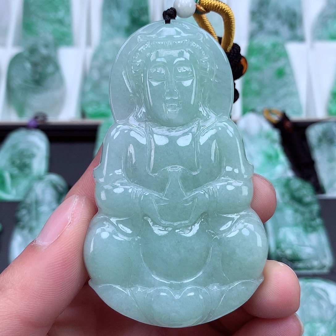 翡翠颈饰未镶嵌翡翠吊坠