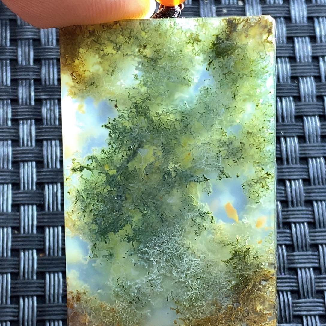 玛瑙/玉髓颈饰未镶嵌艾**煌