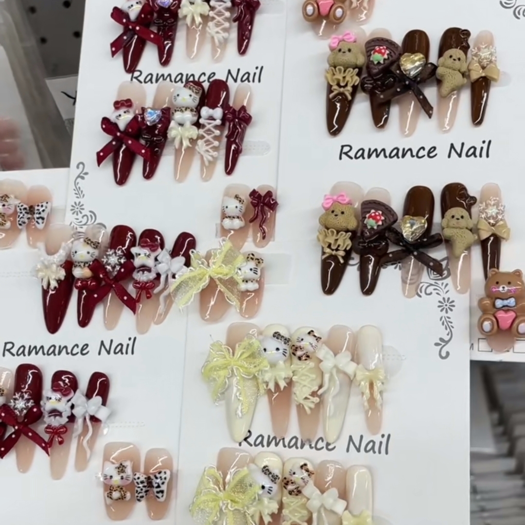 直播链接诞氛围感手绘显白穿戴甲可拆卸美甲