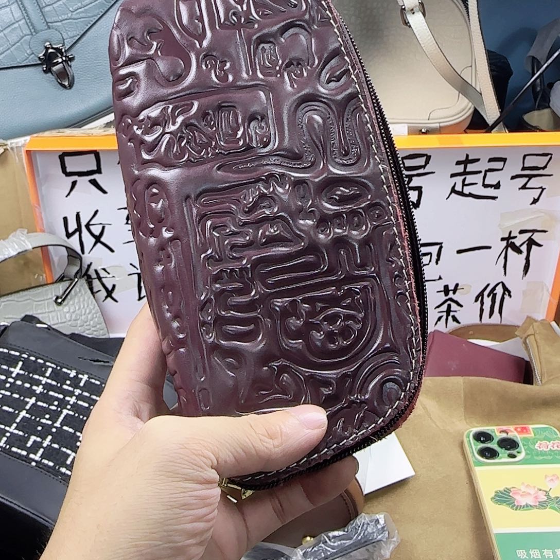 水牛皮（革）黄牛皮（革）小牛皮