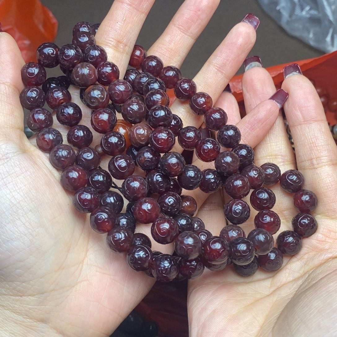 玛瑙/玉髓颈饰未镶嵌