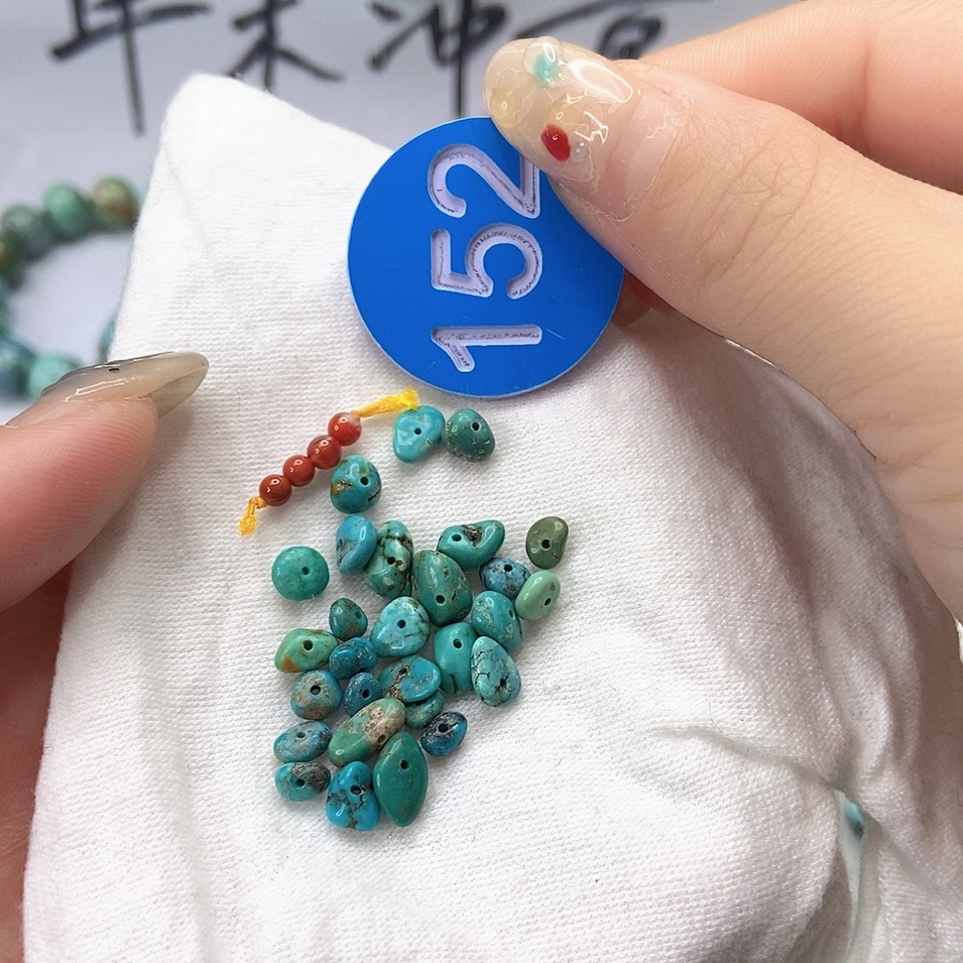 南红玛瑙未镶嵌珠宝奇石