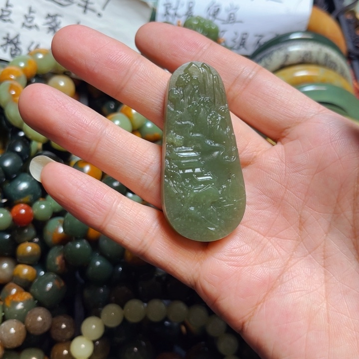 岫岩河磨玉（透闪石质玉）手链未镶嵌