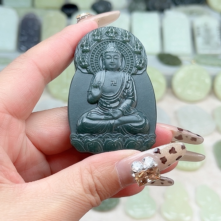 和田玉未镶嵌颈饰