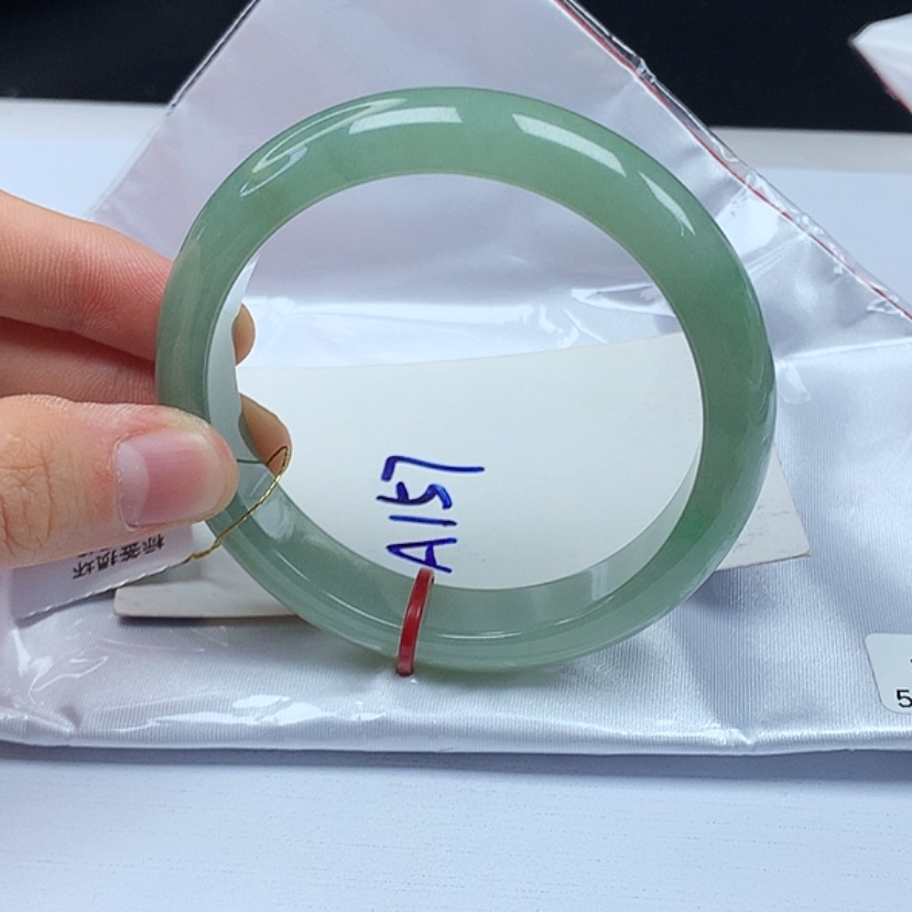 【闪购商品】翡翠手镯未镶嵌天然缅甸a货手镯56+