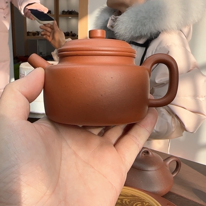 紫砂茶壶友**月大红泥德钟壶