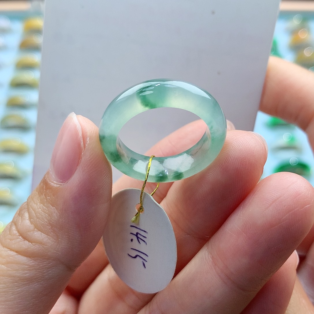 翡翠戒指未镶嵌1415圈
