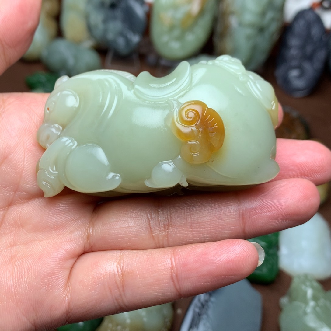 和田玉手把未镶嵌杨*