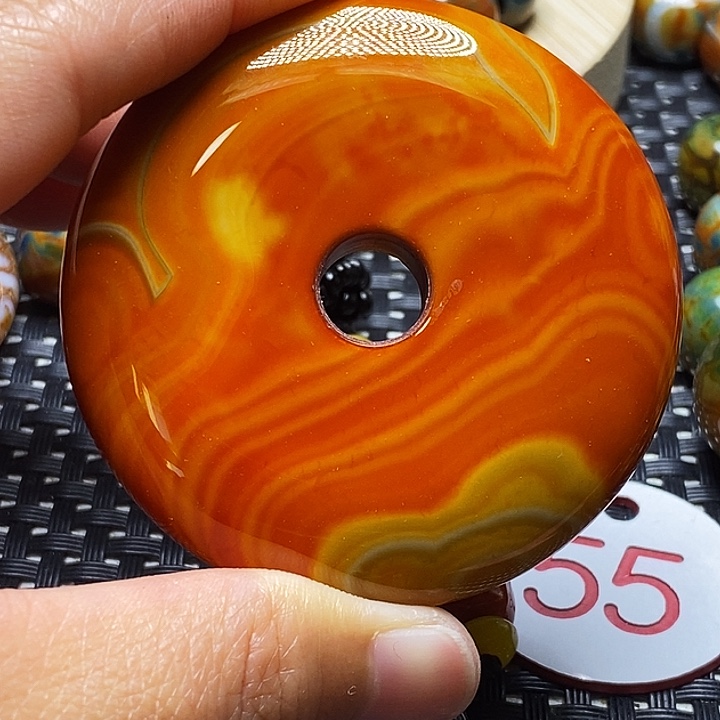 用***2玛瑙/玉髓未镶嵌颈饰