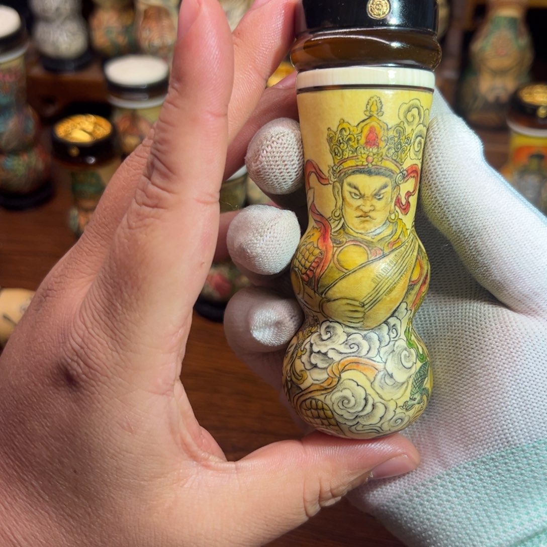 亮***亮哈哈哈哈哈这也是为什么要