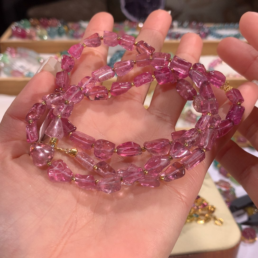 碧玺多样性发货一件未镶嵌