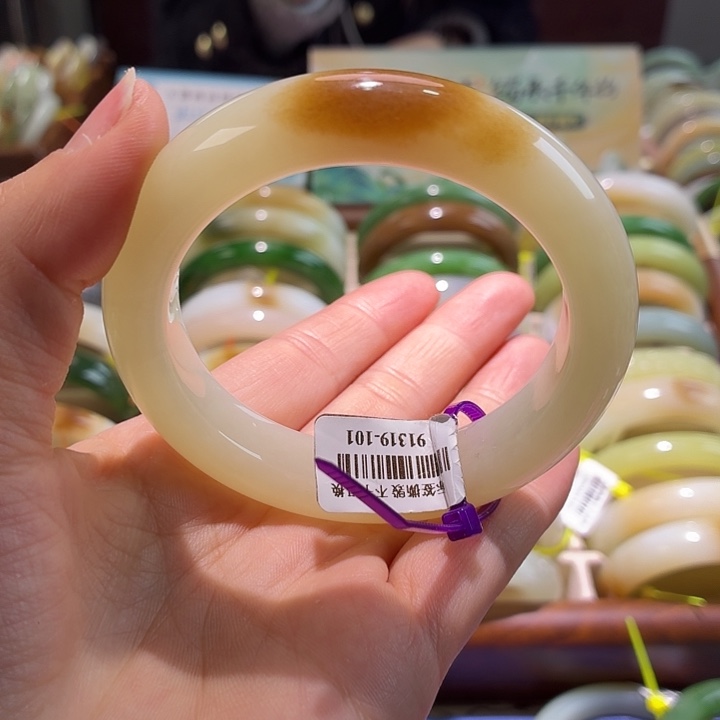 和田玉未镶嵌手镯33 55.56