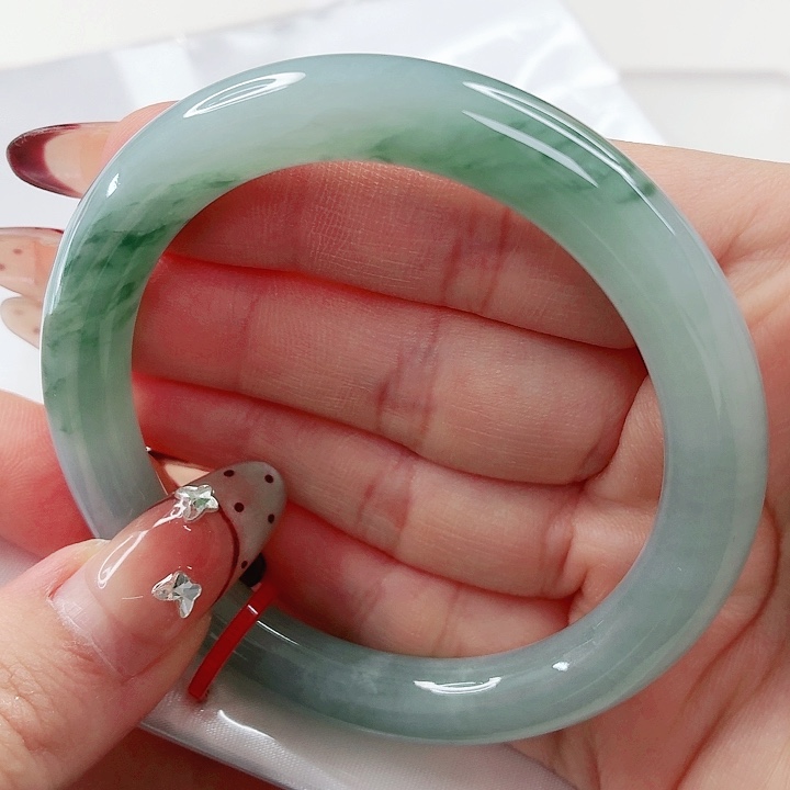 翡翠未镶嵌手镯54.7x597