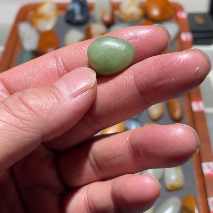 和田玉（糖玉）未镶嵌挂件