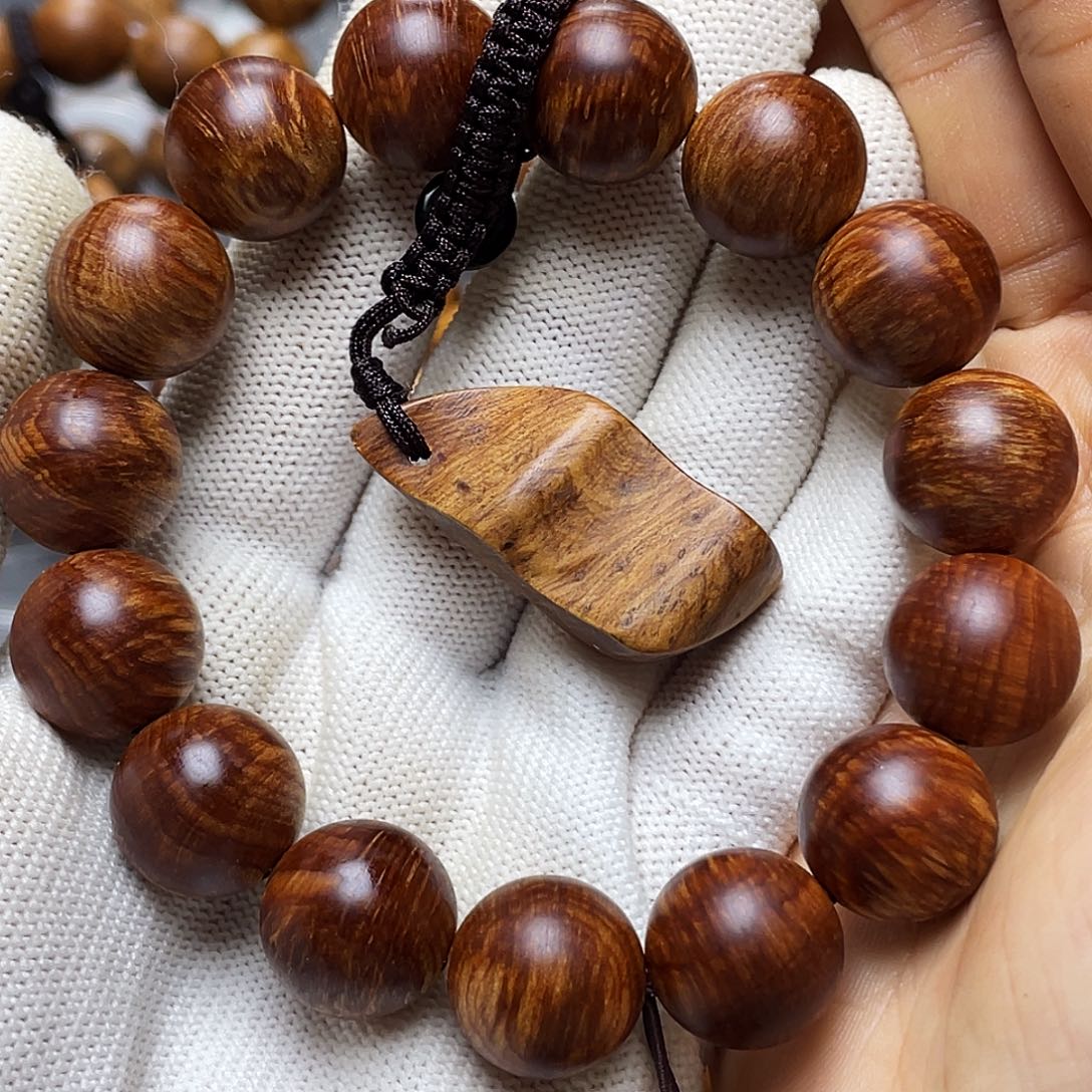 柏木手串/手链太行崖柏陈化1.5黑金满蚂蚁腿西瓜纹