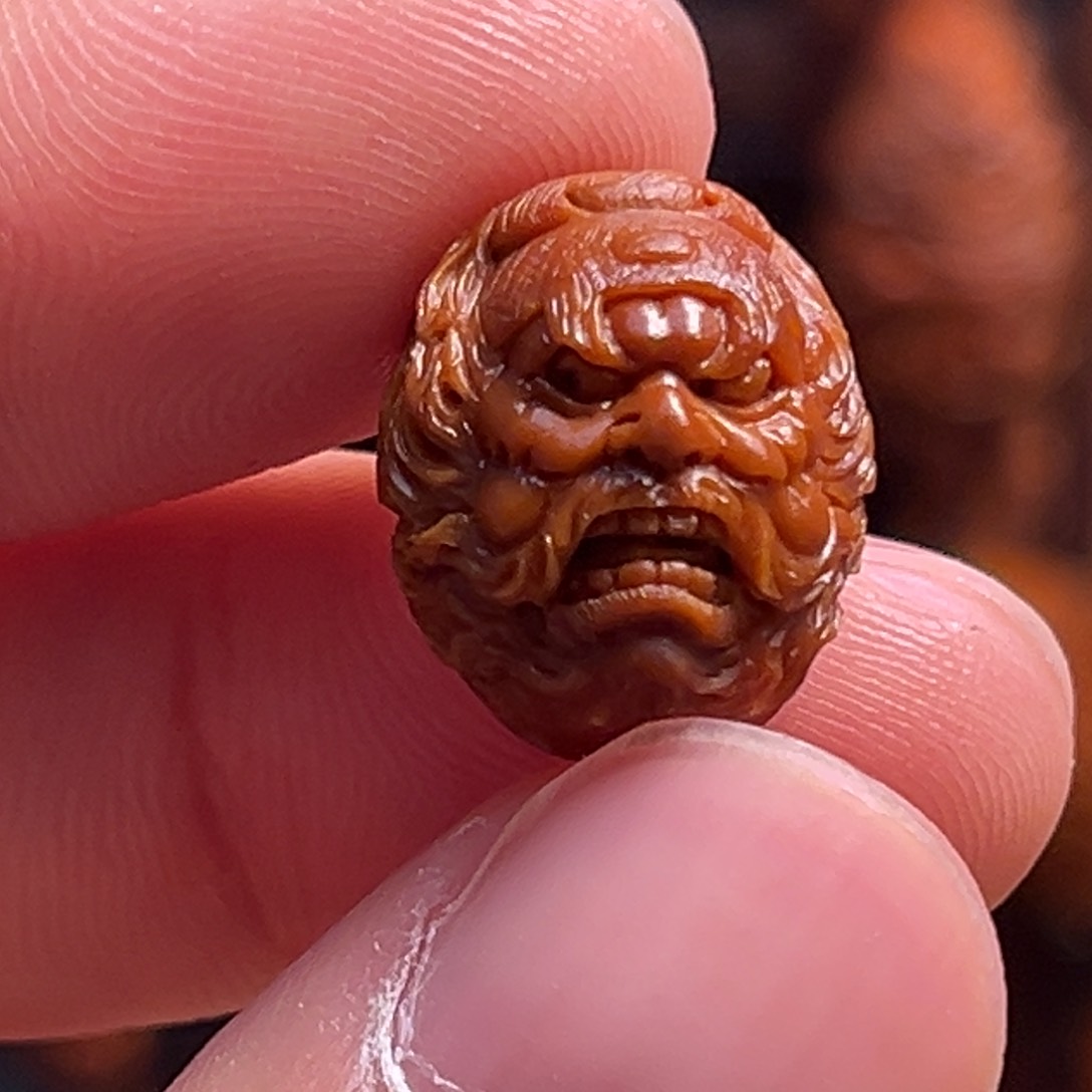 橄榄核吊坠1.4钟馗头