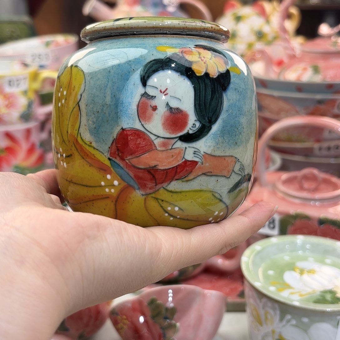 瓷片兔兔盖茨。兔兔好