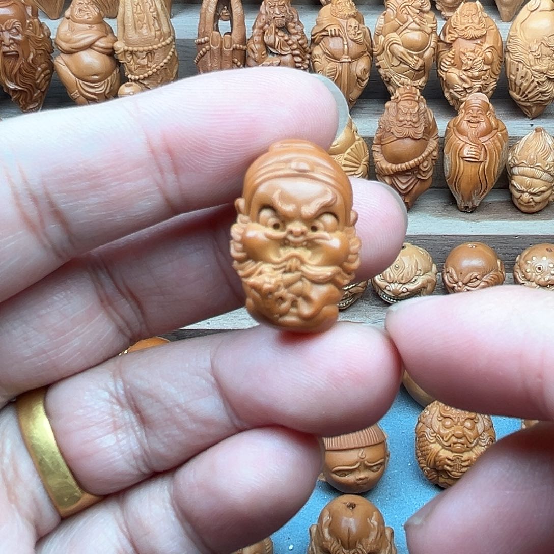 橄榄核吊坠17.5钟馗福利