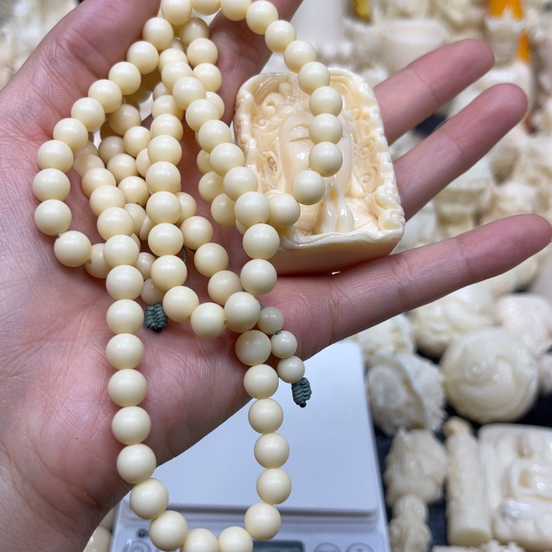 二***玉把件猛犸象牙观音一套