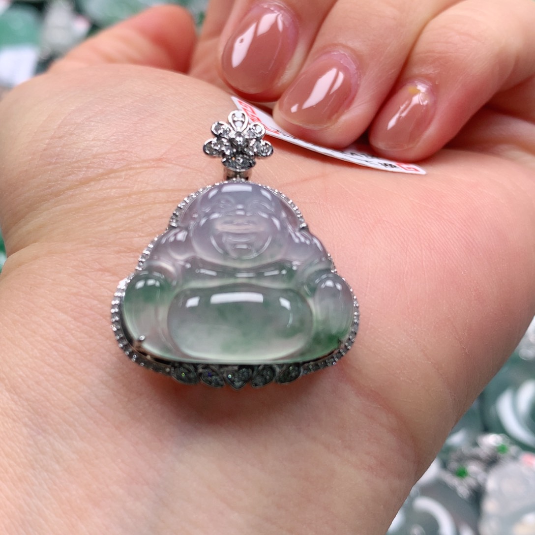 翡翠颈饰18K金镶嵌天然翡翠