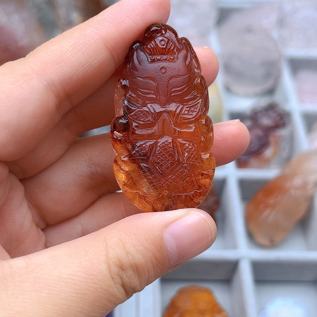 水晶吊坠(不含链)未镶嵌