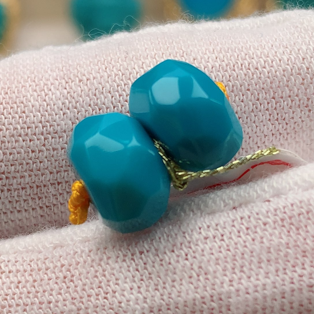 【闪购商品】绿松石直径10.3未镶嵌