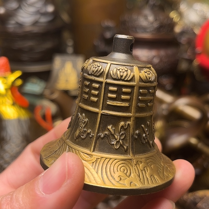 精美铜器批发档口