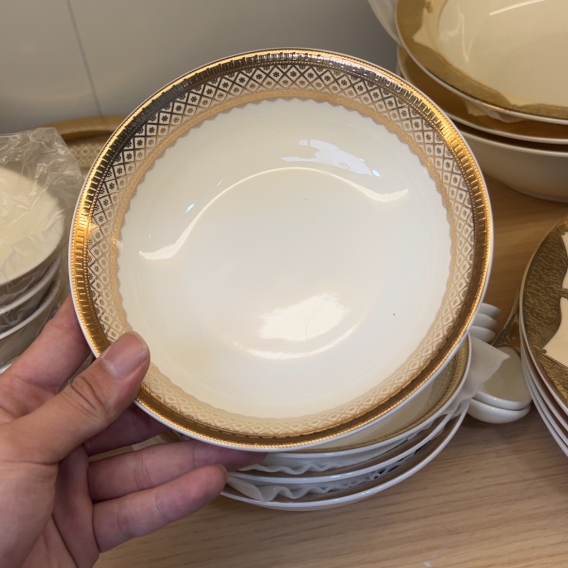 【闪购商品】瓷片7寸面碗四个打包价