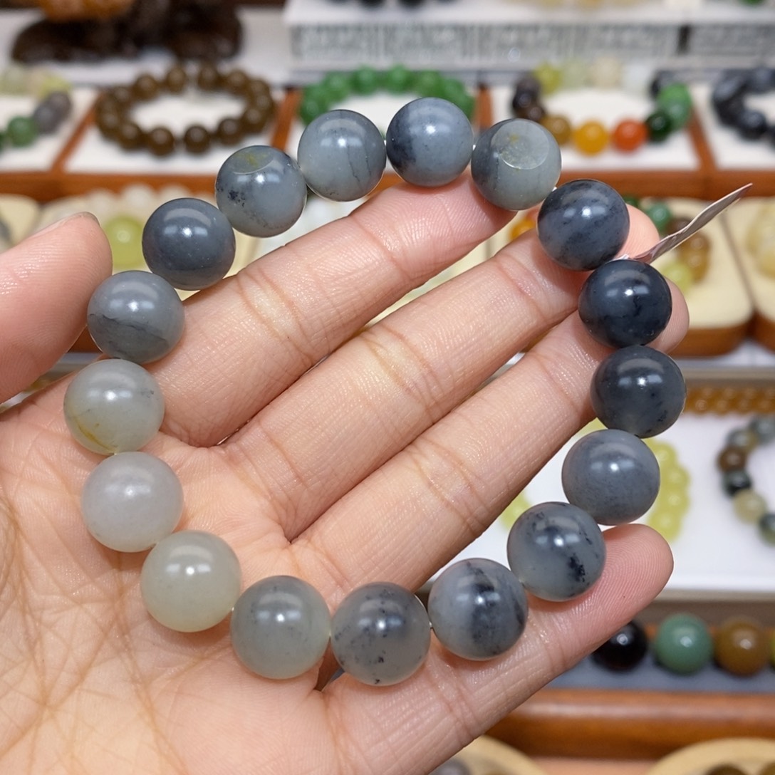 和田玉手串未镶嵌