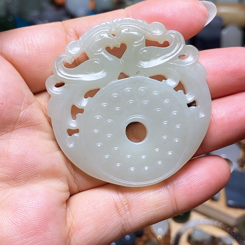 【闪购商品】颈饰未镶嵌和田玉