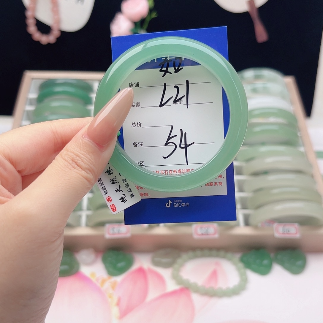 石英质玉未镶嵌手镯