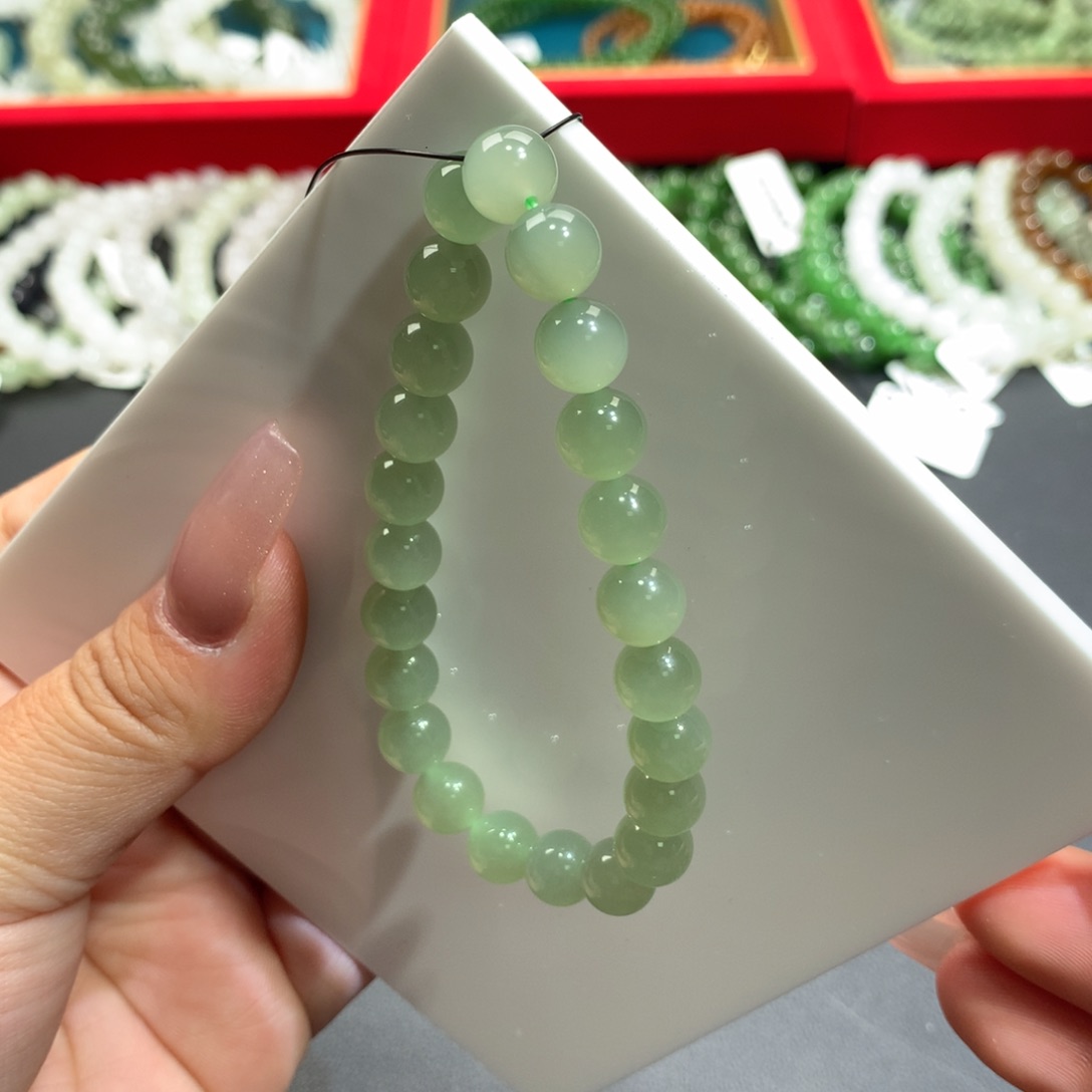 和田玉手串未镶嵌绿晴微猫