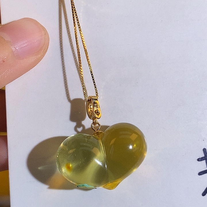 定制琥珀未镶嵌我是